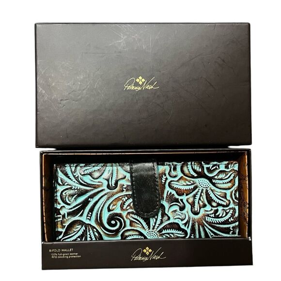 Patricia Nash Nazari Turquoise Tooled Leather Bifold Wallet NEW With Gift Box - Picture 3 of 8